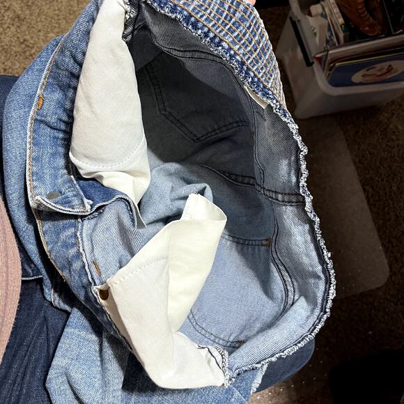 Vintage Levi's Jean Shorts orange tab women's 34 cut off raw hem bermuda mom - Picture 7 of 7